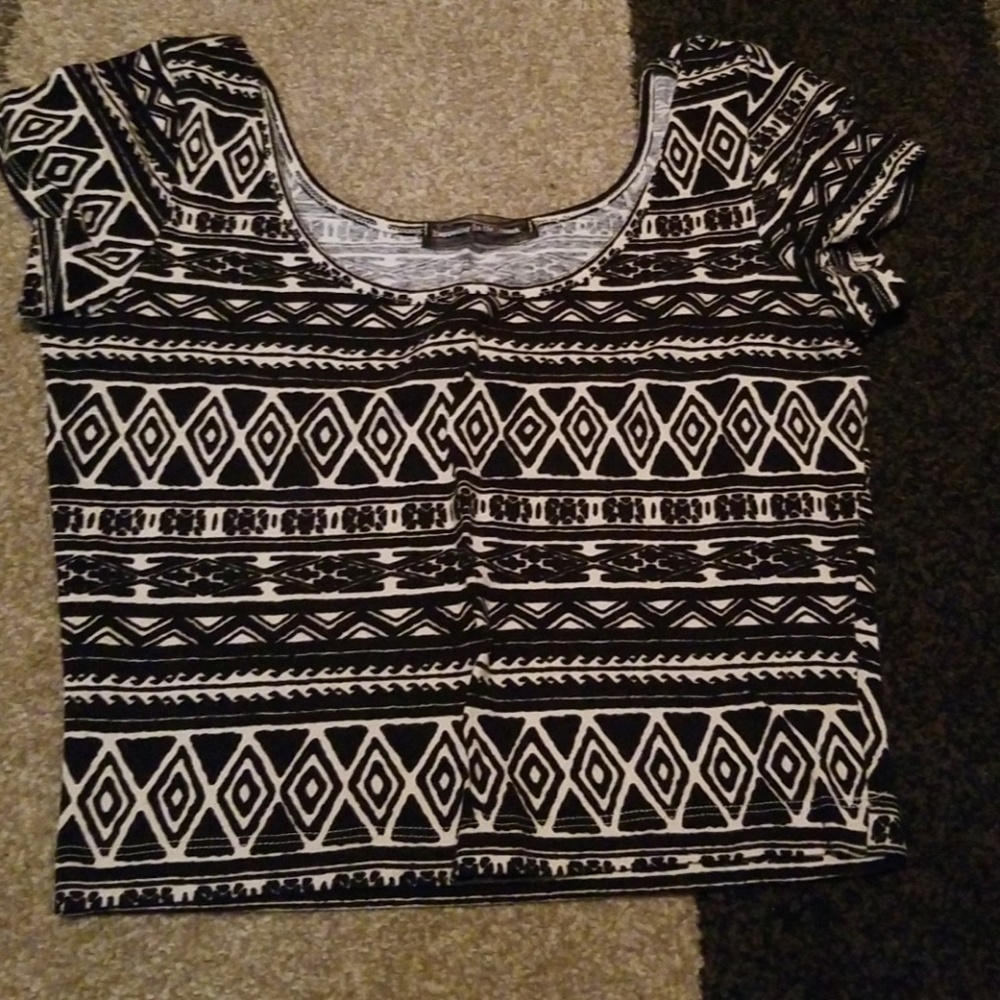 Crop top